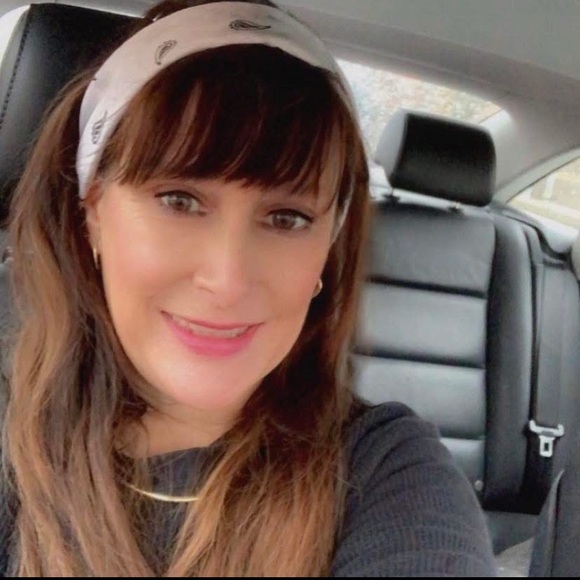 Meet your Posher, Dawn - Picture 1 of 1